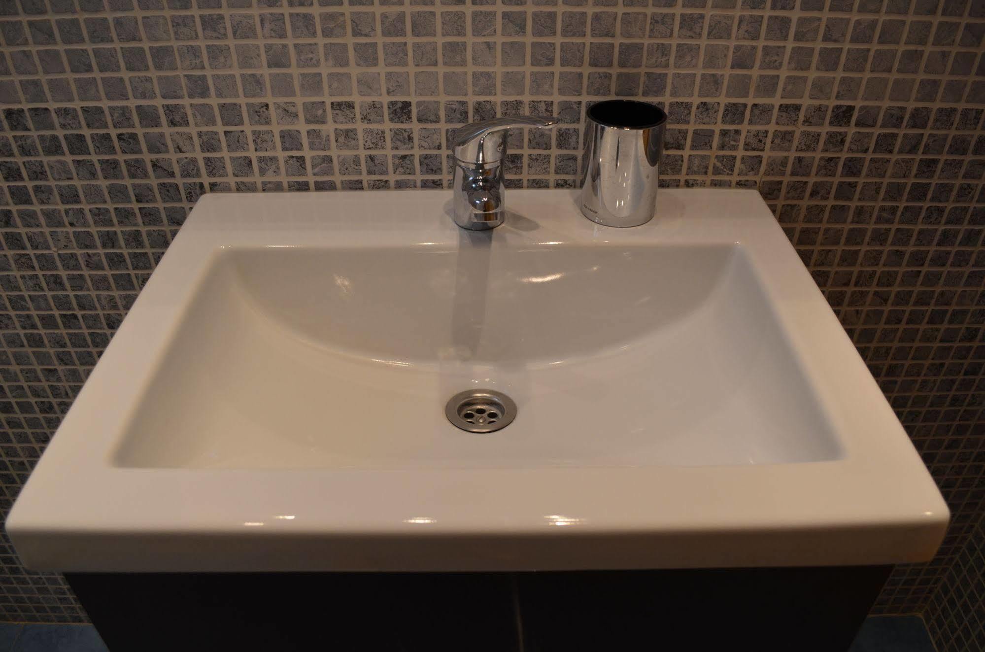 Apartment Bed&Bcn Sant Andreu II Барселона Екстериор снимка